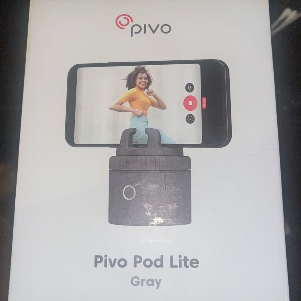 PIVO pod light never used- gray